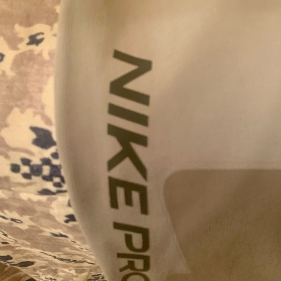 New Nike Pro Line Men’s Hoodie large. Beautiful and great for any athlete. - Picture 2 of 7